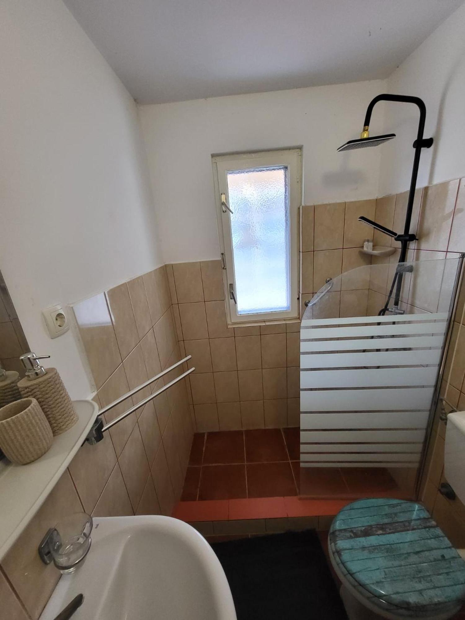 Apartment Bunjo'S Beach House Trogir Exteriör bild